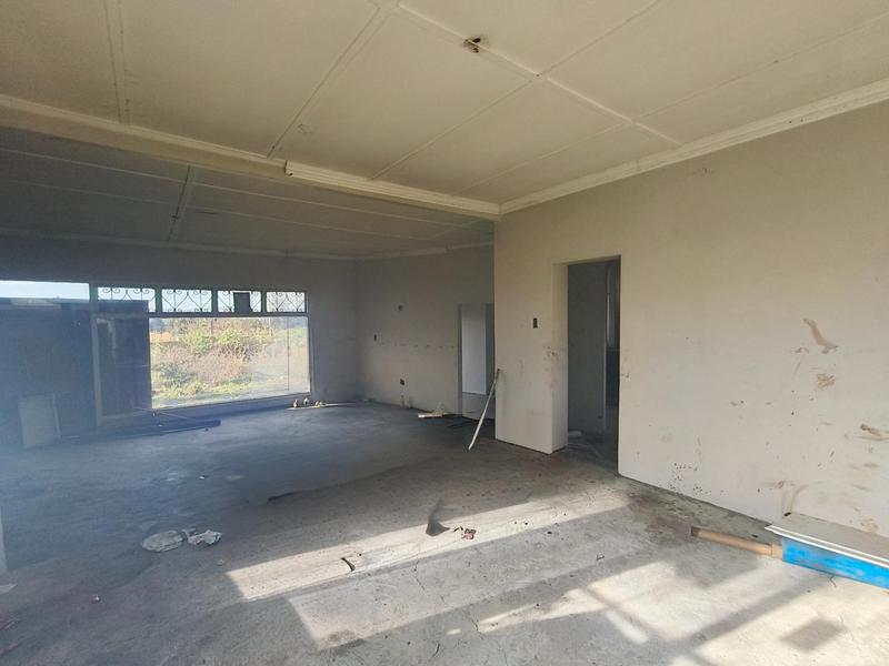 4 Bedroom Property for Sale in Mthata Eastern Cape